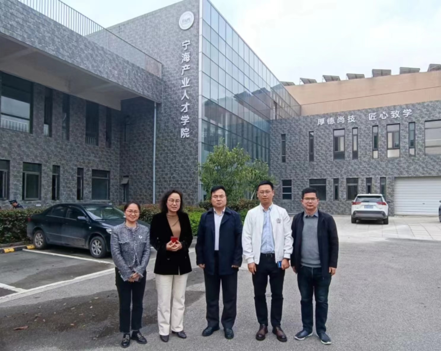  江西工業(yè)職業(yè)技術(shù)學(xué)院副校長(zhǎng)盧曉霖一行調(diào)研  漢峘教育&ldquo;四方聯(lián)動(dòng)&rdquo;產(chǎn)教融合育人模式