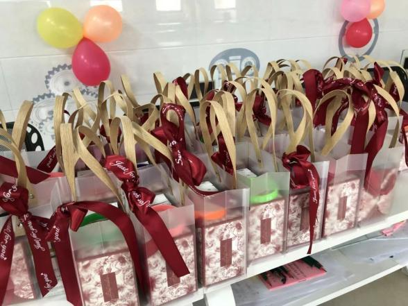 &ldquo;情&rdquo;滿中秋&mdash;&mdash;浙江漢峘教育發(fā)展有限公司應(yīng)用型大學(xué)生團(tuán)隊建設(shè)暨中秋大團(tuán)圓