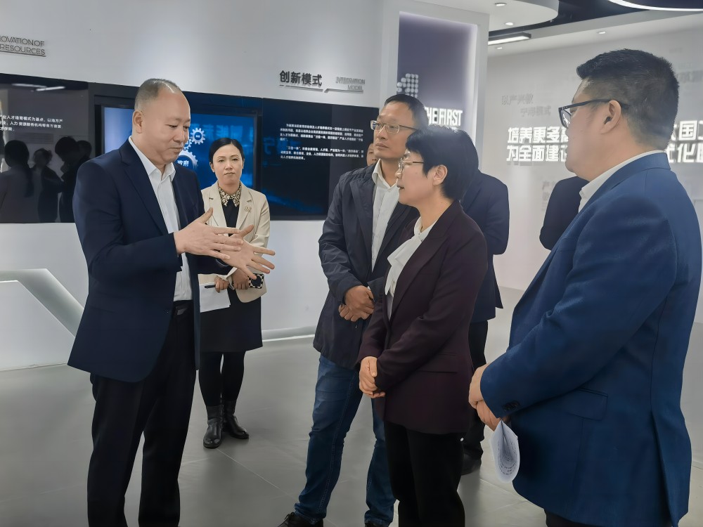 1700793613305998.jpg 1700793613305998.jpg