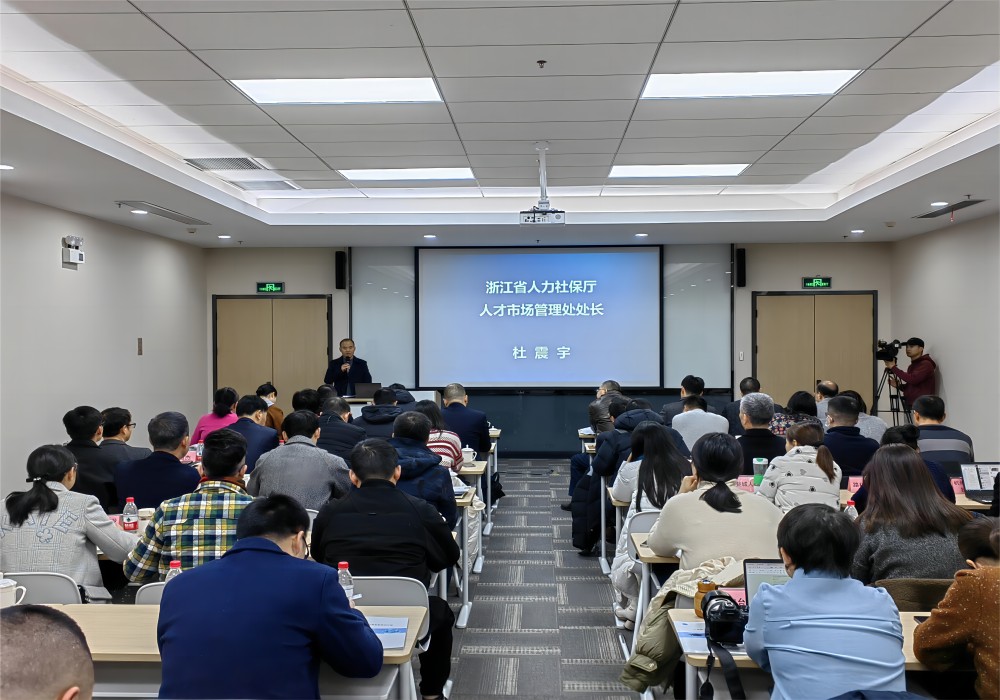 1704175504574904.jpg 1704175504574904.jpg